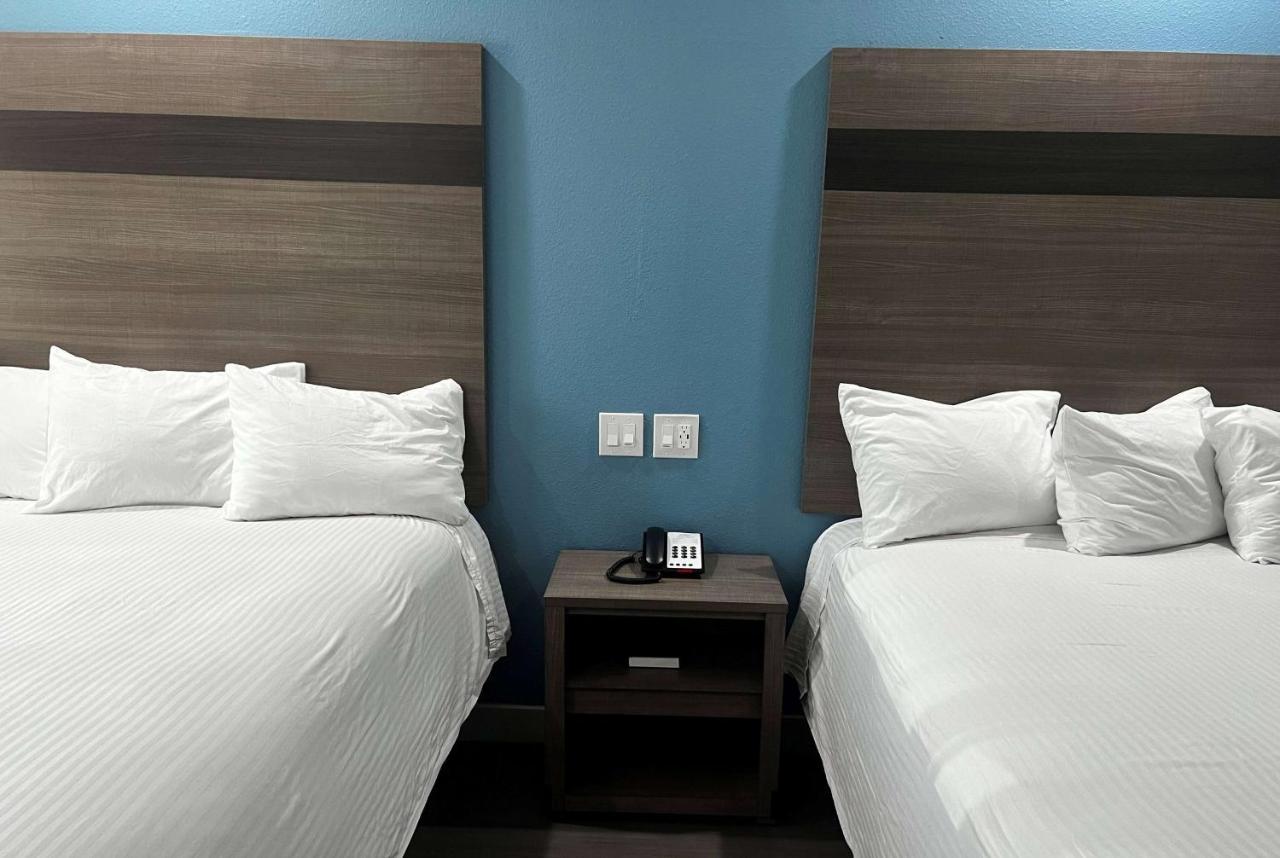 Baymont By Wyndham Freeport Texas Hotel Luaran gambar