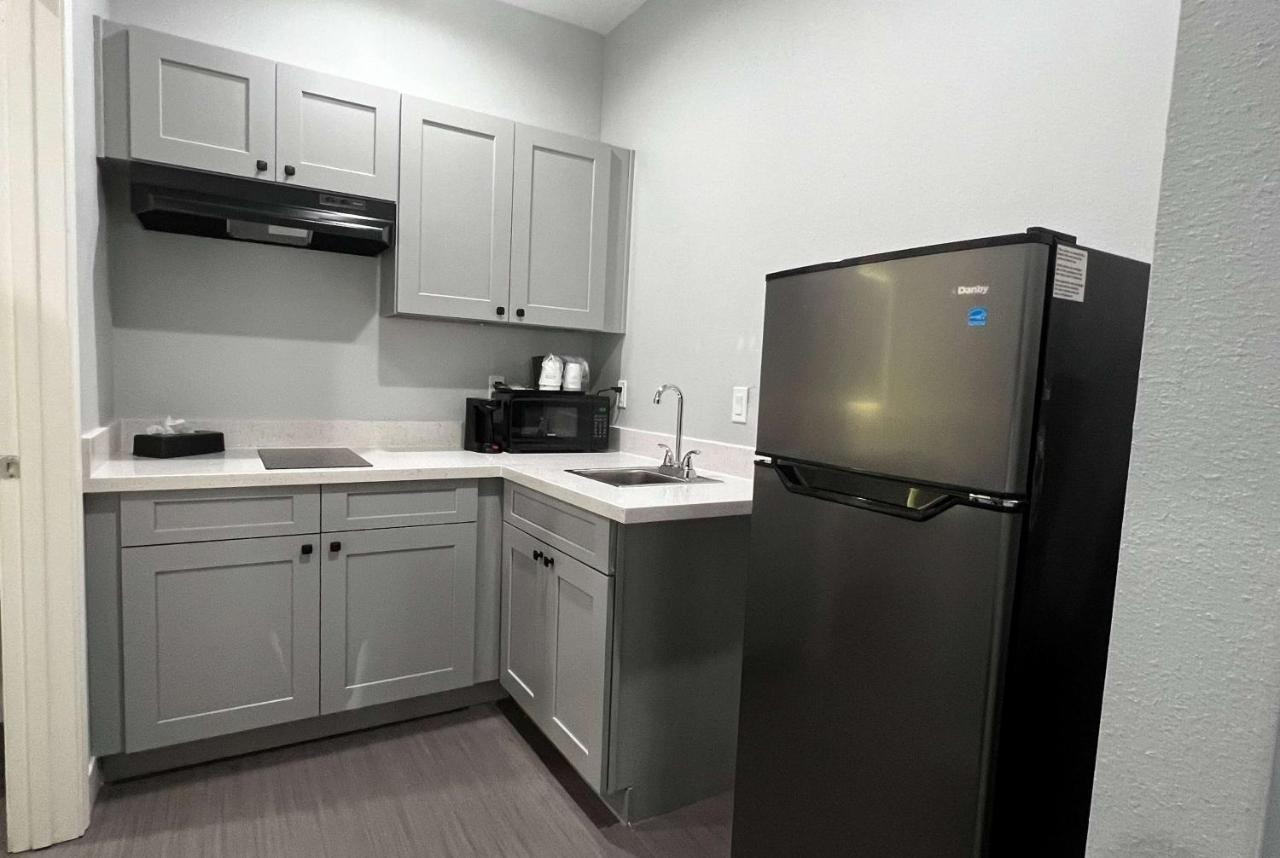 Baymont By Wyndham Freeport Texas Hotel Luaran gambar