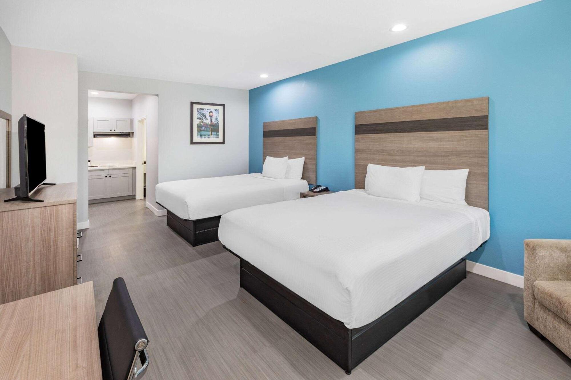 Baymont By Wyndham Freeport Texas Hotel Luaran gambar